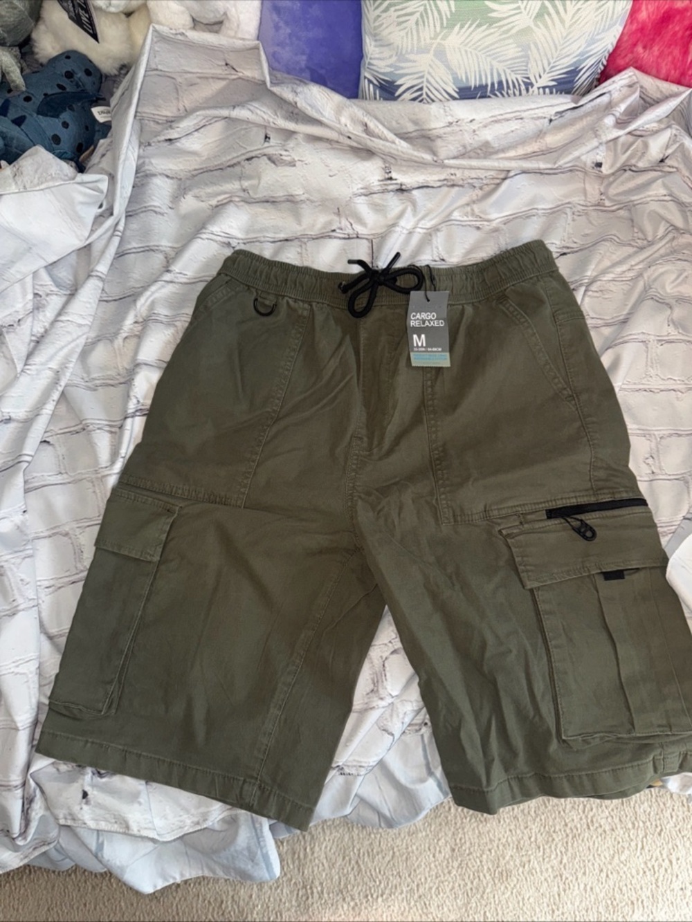 Khaki Cargo Shorts Size Medium Brand New mens